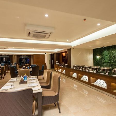 Grand Luxotica By Dls Hotels Dehradun Exterior photo