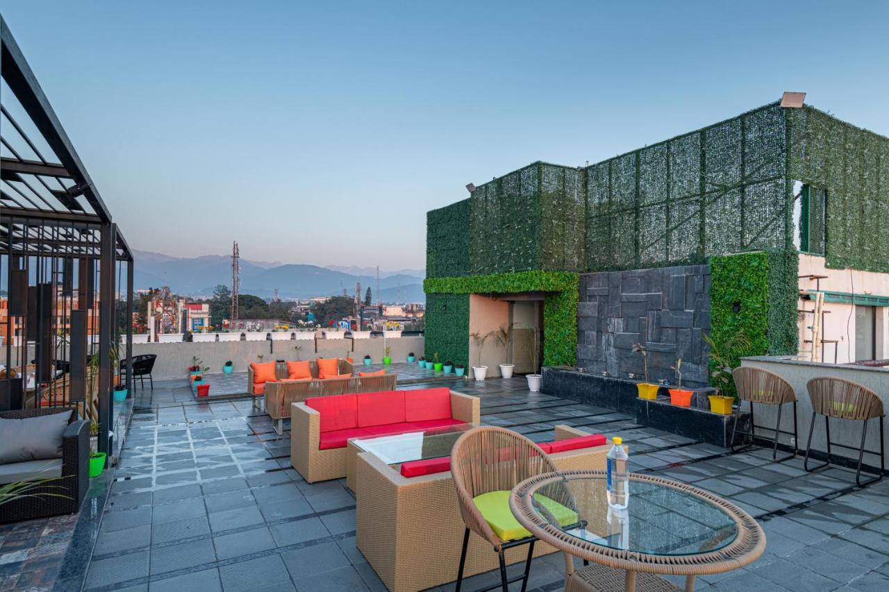 Grand Luxotica By Dls Hotels Dehradun Exterior photo